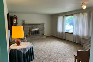 2520 Hollyview St NE, Canton, OH 44721 - Photo 7