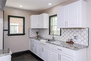 2421 Rugby Rd, Dayton, OH 45406 - Photo 11
