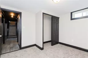 2421 Rugby Rd, Dayton, OH 45406 - Photo 31