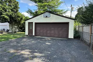 4914 Lindbergh Blvd, Dayton, OH 45449 - Photo 11