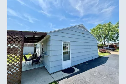 303 Pinewood Avenue, Piqua, OH 45356 - Photo 7