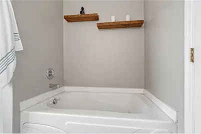 70 E Long Meadow Drive, Springboro, OH 45066 - Photo 39