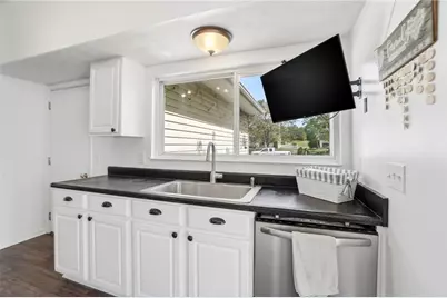 70 E Long Meadow Drive, Springboro, OH 45066 - Photo 23