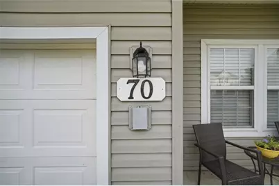 70 E Long Meadow Drive, Springboro, OH 45066 - Photo 9