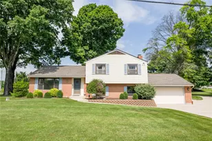 8663 Crestway Rd, Clayton, OH 45315 - Photo 1