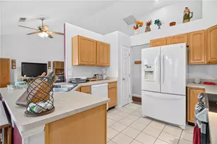 1034 Meadowrun Rd, Englewood, OH 45322 - Photo 17