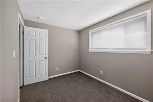7617 Sebring Dr, Huber Heights, OH 45424 - Photo 19