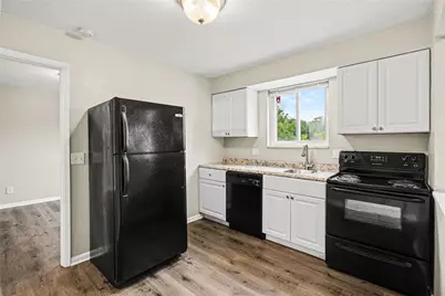 3025 Westwood Northern Boulevard, Cincinnati, OH 45211 - Photo 11