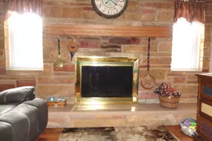 698 Lakengren Dr, Eaton, OH 45320 - Photo 7