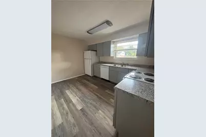 4527 Wilmington Pike #4, Kettering, OH 45440 - Photo 5