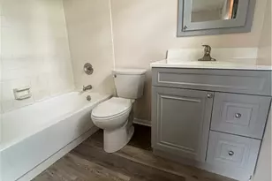 4527 Wilmington Pike, Kettering, OH 45440 - Photo 7