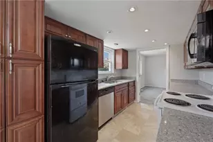 3704 Mandalay Dr, Dayton, OH 45416 - Photo 11