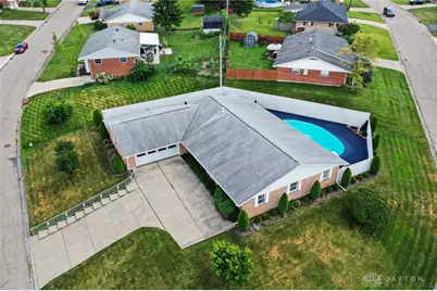 6301 Blossom Park Drive, West Carrollton, OH 45449 - Photo 39