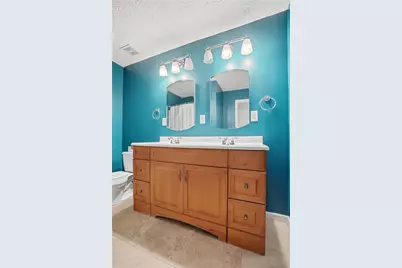 8800 Sugarcreek Point, Washington Twp, OH 45458 - Photo 37