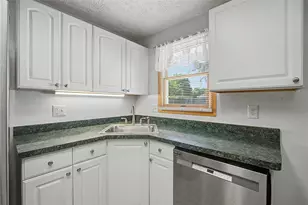 812 Kenosha Rd, Kettering, OH 45429 - Photo 27