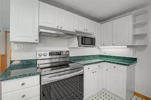 812 Kenosha Rd, Kettering, OH 45429 - Photo 25