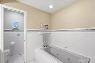 9015 Academy View Ct, Washington Twp, OH 45458 - Photo 19