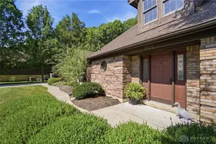 9015 Academy View Ct, Washington Twp, OH 45458 - Photo 5