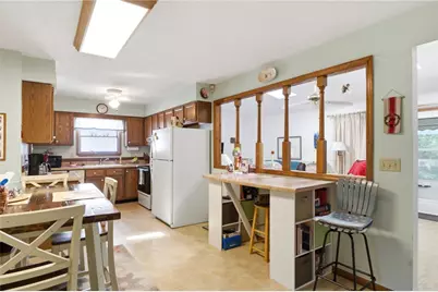 819 Spring Lake Circle, Enon, OH 45323 - Photo 7
