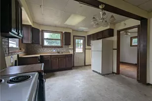 711 Kinnane Ave, Springfield Twp, OH 45505 - Photo 5