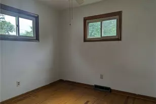 711 Kinnane Ave, Springfield Twp, OH 45505 - Photo 7