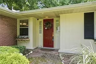 2236 Berrycreek Dr, Kettering, OH 45440 - Photo 3