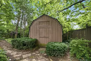 2236 Berrycreek Dr, Kettering, OH 45440 - Photo 39