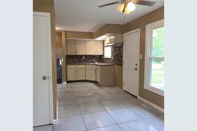 3546 Hermosa Drive, Trotwood, OH 45416 - Photo 9