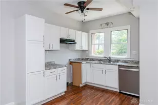 2744 S Smithville Rd, Dayton, OH 45420 - Photo 9