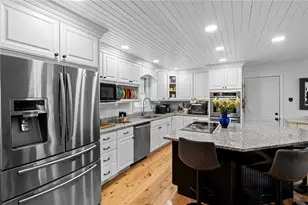 129 Corinthian Dr, Chester Township, OH 45177 - Photo 9