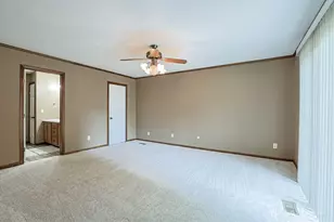 6331 Adams Cir, Washington Twp, OH 45459 - Photo 17