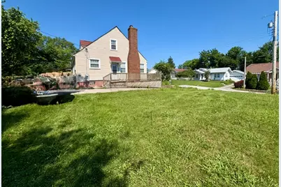 3440 Wellington Drive, Dayton, OH 45410 - Photo 3