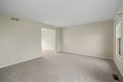 1320 Bonniebrook Drive, Miamisburg, OH 45342 - Photo 5