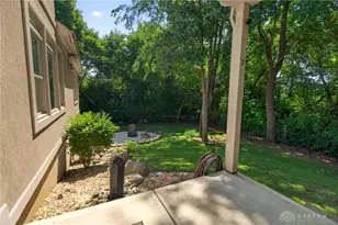 2298 Crestridge Dr, Butler Twp, OH 45414 - Photo 47