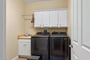 2298 Crestridge Dr, Butler Twp, OH 45414 - Photo 29