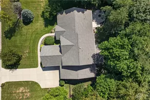 2298 Crestridge Dr, Butler Twp, OH 45414 - Photo 51