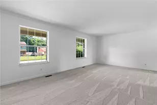 4924 Concordia Cir, Kettering, OH 45440 - Photo 9
