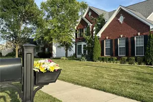 3547 Queen Victoria Ct, Beavercreek, OH 45431 - Photo 3