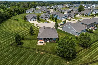 1700 Sunset Creek Court, Bellbrook, OH 45305 - Photo 43