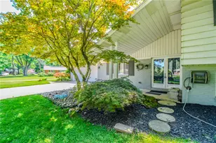 906 New England Ave, Dayton, OH 45429 - Photo 3
