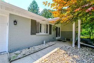 906 New England Ave, Dayton, OH 45429 - Photo 5