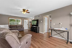 1279 Glen Kegley Dr, Xenia, OH 45385 - Photo 11