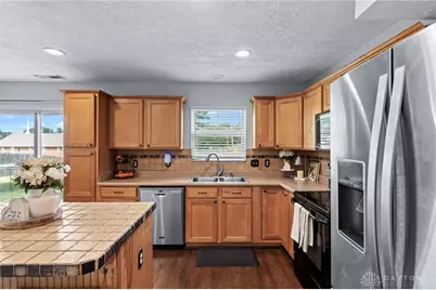 1027 Gleason Drive, Riverside, OH 45424 - Photo 17