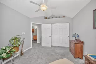 224 Edinburgh Village Dr, Washington Twp, OH 45458 - Photo 17