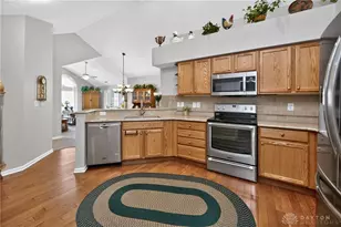 224 Edinburgh Village Dr, Washington Twp, OH 45458 - Photo 29