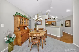 224 Edinburgh Village Dr, Washington Twp, OH 45458 - Photo 15