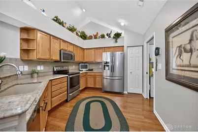 224 Edinburgh Village Drive, Washington Twp, OH 45458 - Photo 27