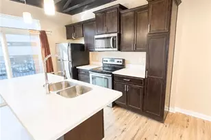 223 E 1st St, Dayton, OH 45402 - Photo 13