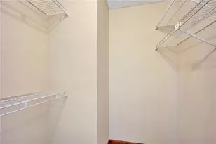 10667 Montgomery Rd, Cincinnati, OH 45242 - Photo 23