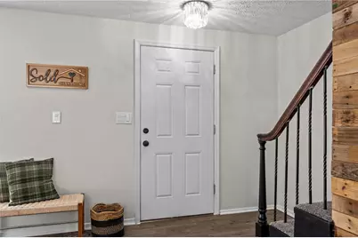 2717 N Kings Arms Circle, Centerville, OH 45440 - Photo 3